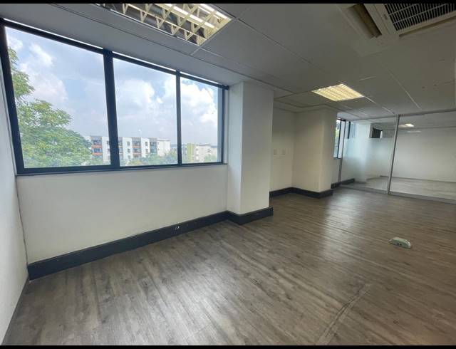 429M² OFFICE TO LET IN RIVONIA